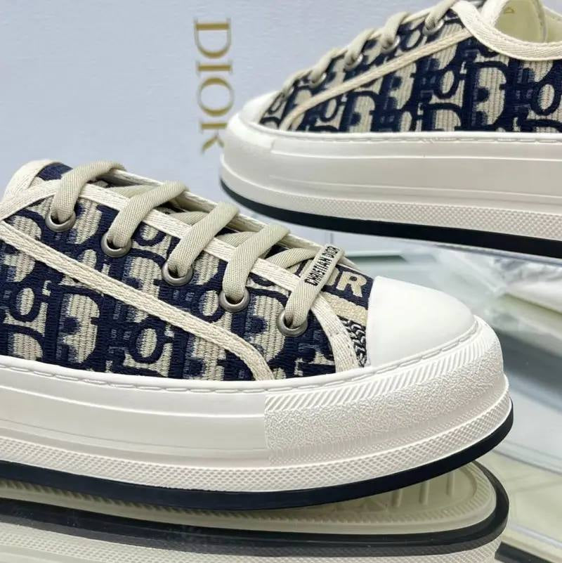 Christian Dior Walk’n’Dior